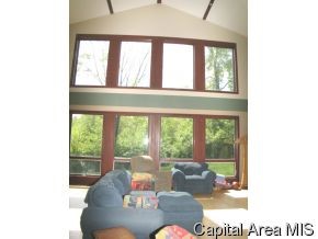 7367 Deer Run Road Pleasant Plains, IL 62677 - Photo 4 of 12 Gallery Image 4