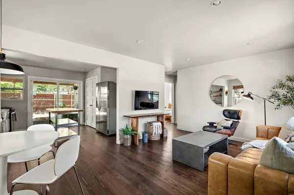$3,250 | 1211 Alexander Avenue, Austin, TX 78702