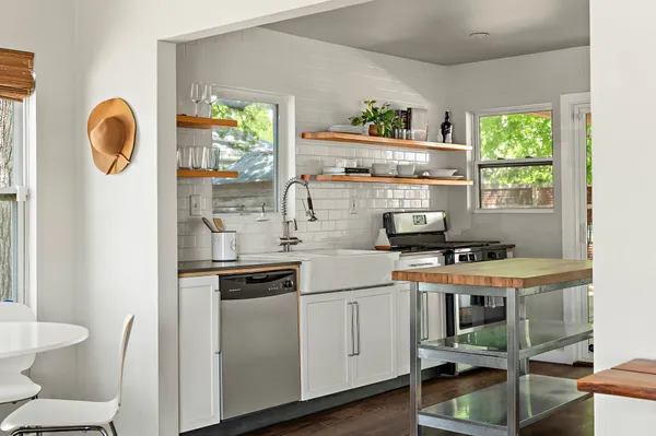 $3,250 | 1211 Alexander Avenue, Austin, TX 78702