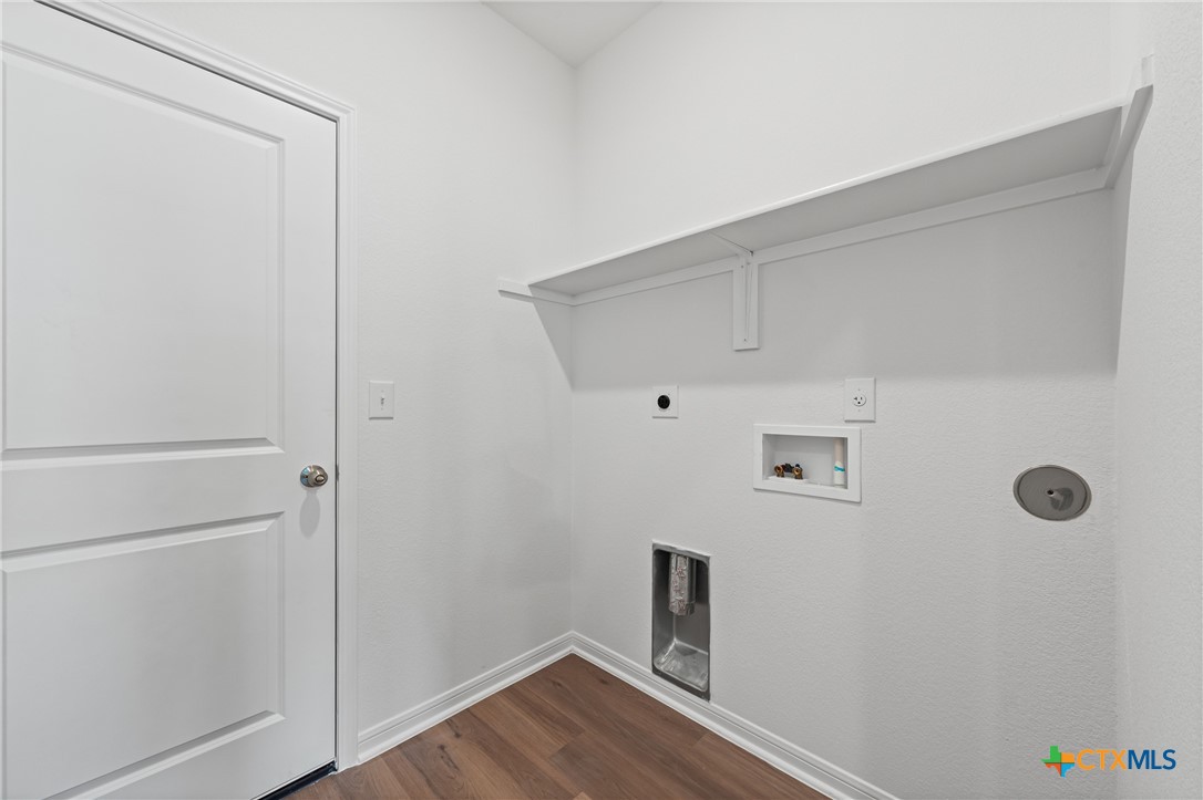 7906 Timber Holw Lane Temple, TX 76502 - Photo 21 of 29 a bathroom with a shower