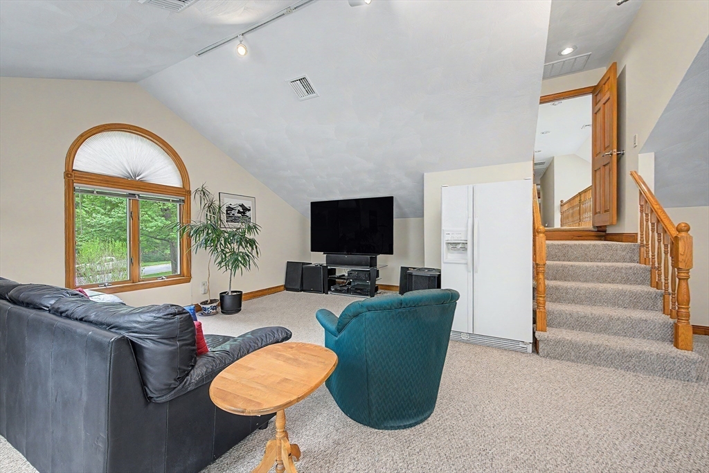 10 Benson Road Hopkinton, MA 01748 - Photo 33 of 42 Gallery Image 33