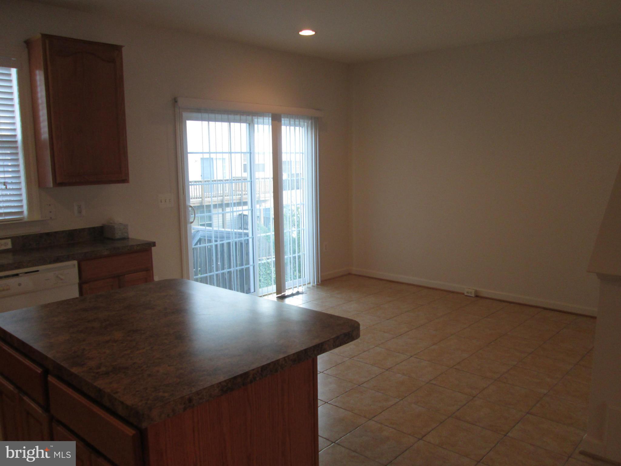 8103 Hard Shale Road Manassas, VA 20111 - Photo 11 of 29 Interior (General)