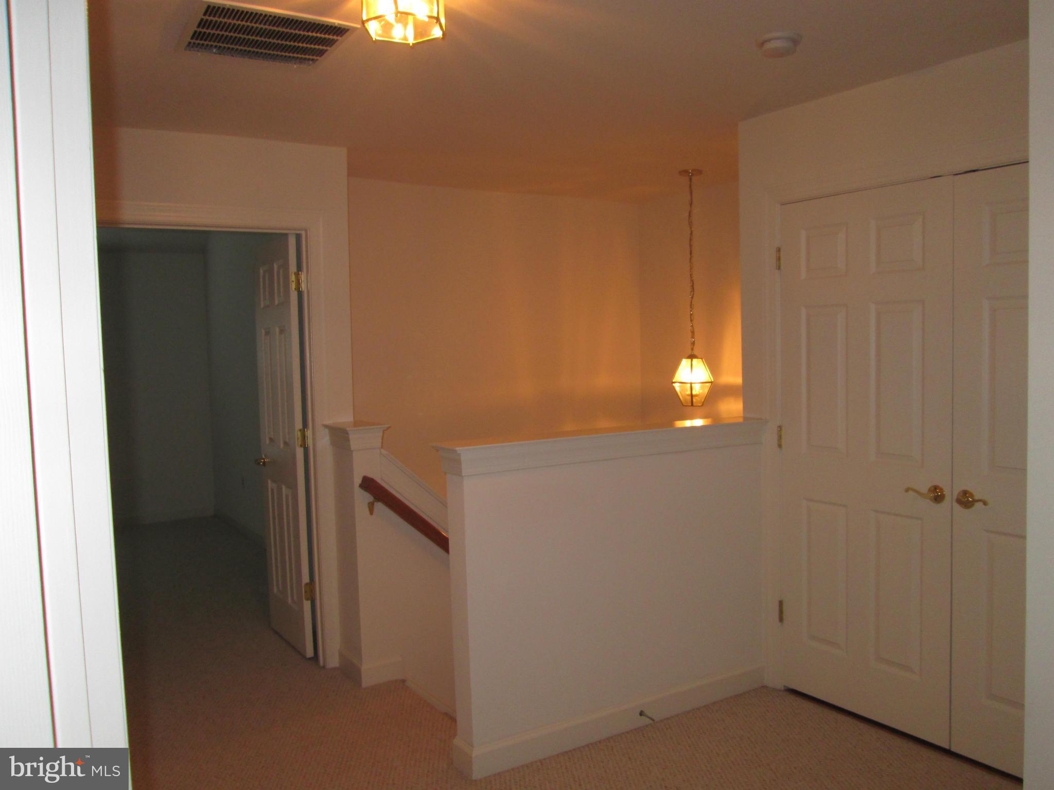 8103 Hard Shale Road Manassas, VA 20111 - Photo 13 of 29 Interior (General)