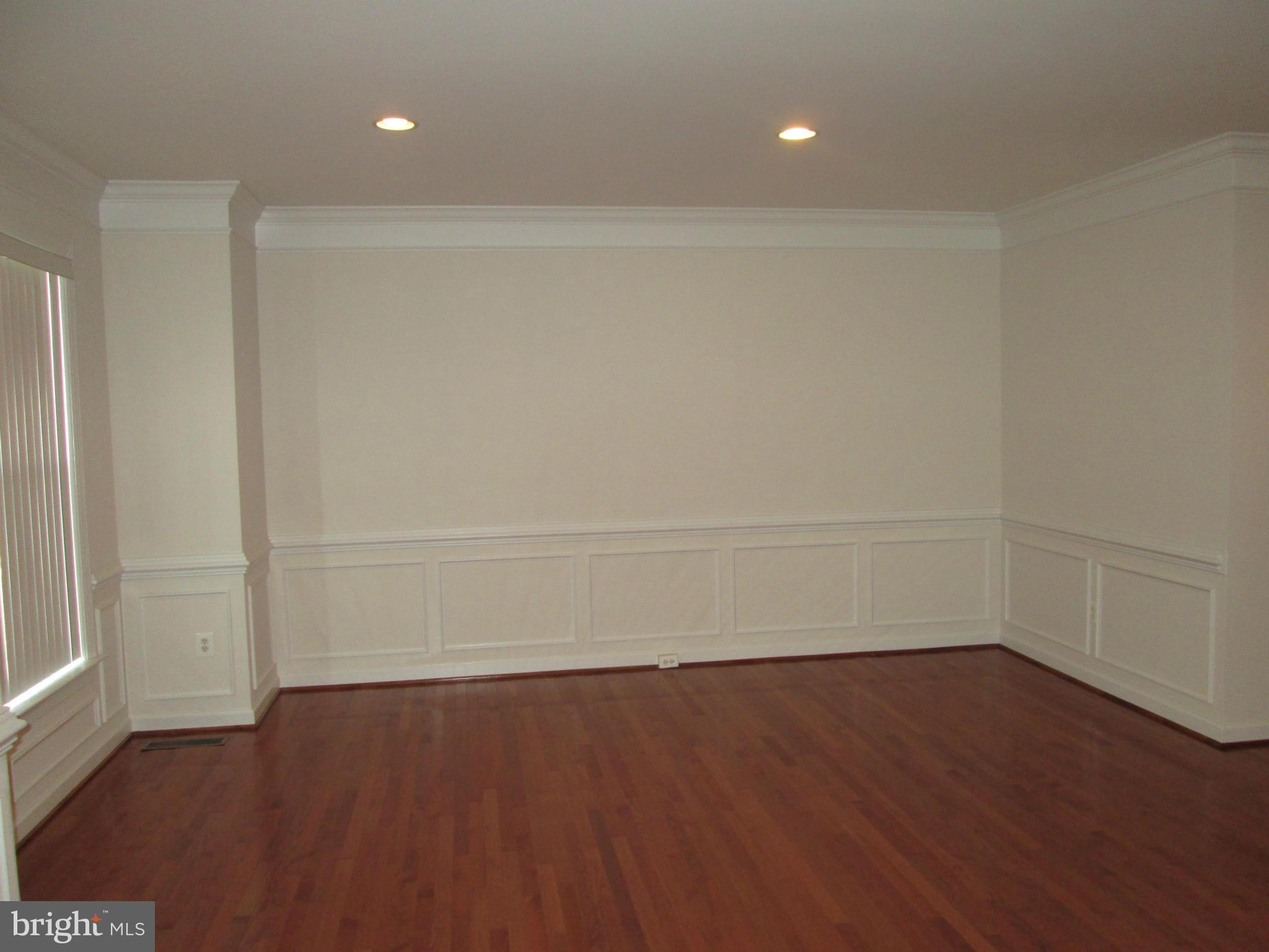 8103 Hard Shale Road Manassas, VA 20111 - Photo 6 of 29 Family Room