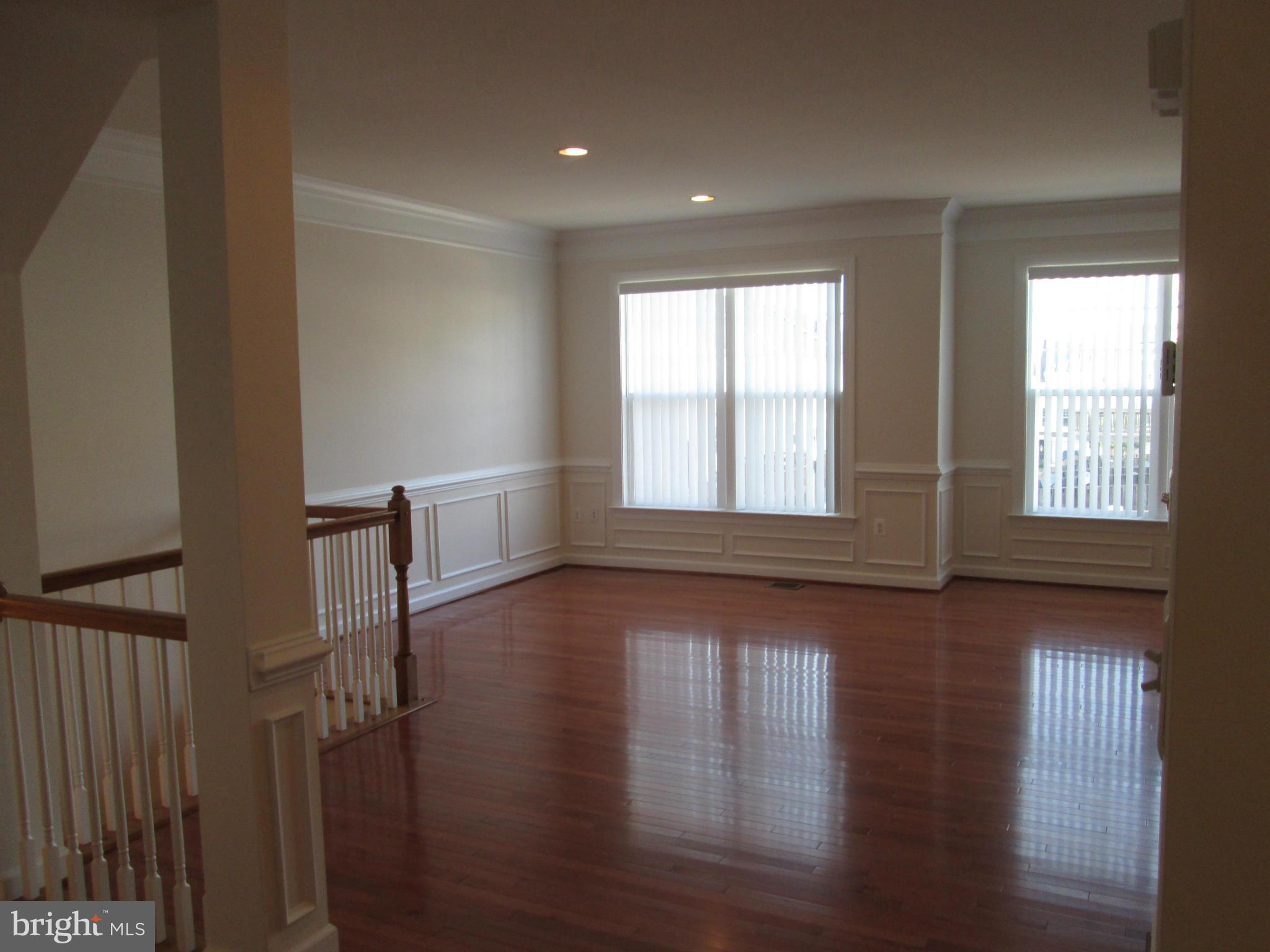 8103 Hard Shale Road Manassas, VA 20111 - Photo 7 of 29 Family Room