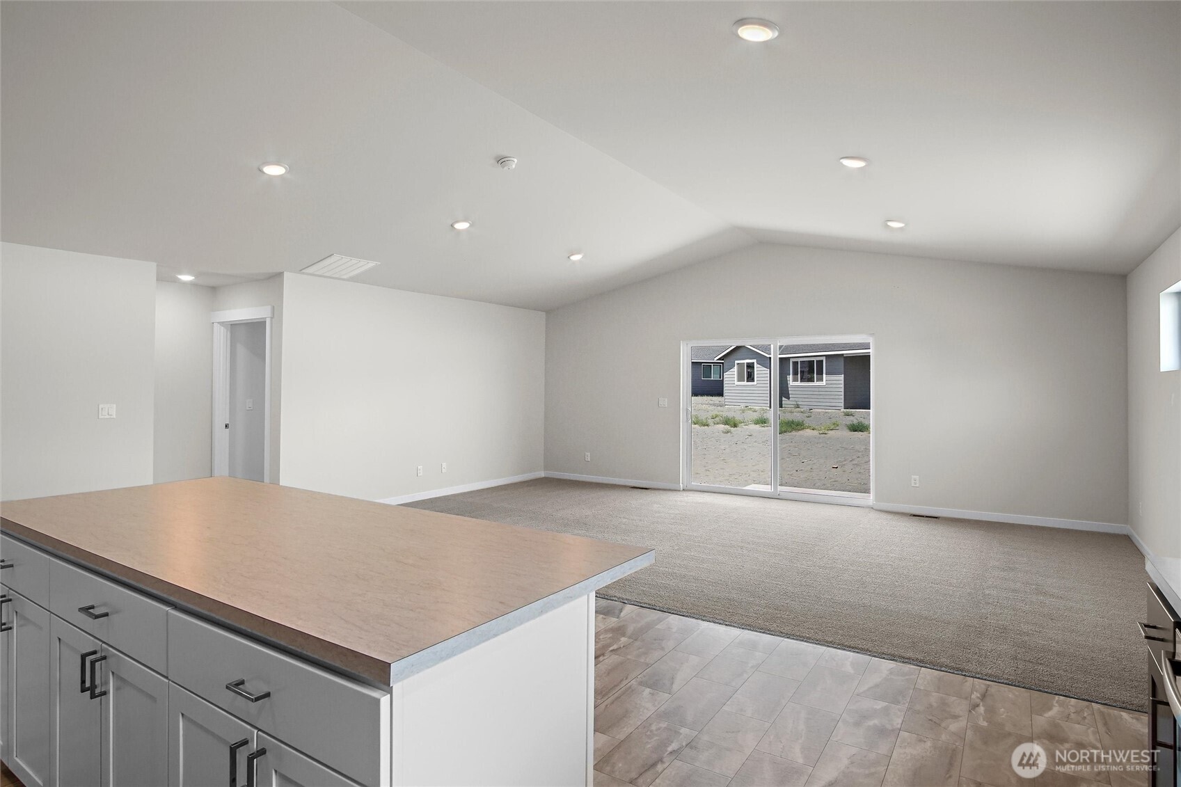 514 North Ruddy Street Moses Lake, WA 98837 - Photo 10 of 19 Gallery Image 10