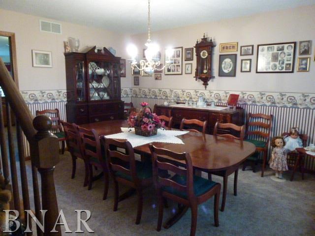 19401 Rainbow Road Weldon, IL 61882 - Photo 7 of 26