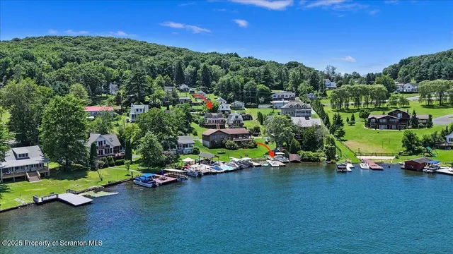 $469,000 | 118 Evergreen Lane, Factoryville, PA 18419