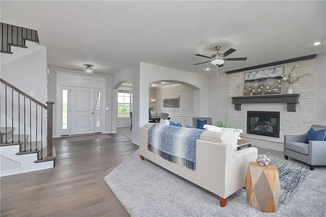 $689,950 | 23823 West 59th Terrace, Shawnee, KS 66226