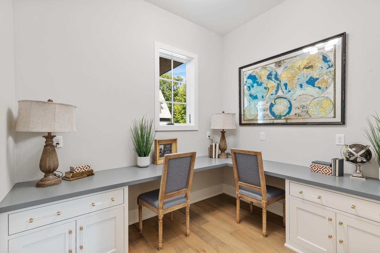 20395 Park Place Deephaven, MN 55331 - Photo 16 of 41