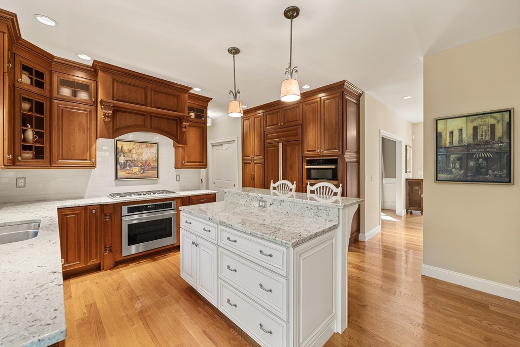 7 Partridge Lane Raynham, MA 02767 - Photo 5 of 39 Gallery Image 5