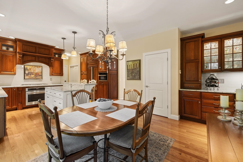 7 Partridge Lane Raynham, MA 02767 - Photo 8 of 39 Gallery Image 8