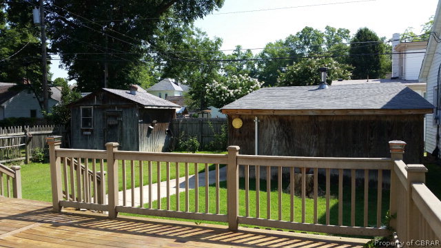 508 Main St Point West Point, VA 23181 - Photo 3 of 11