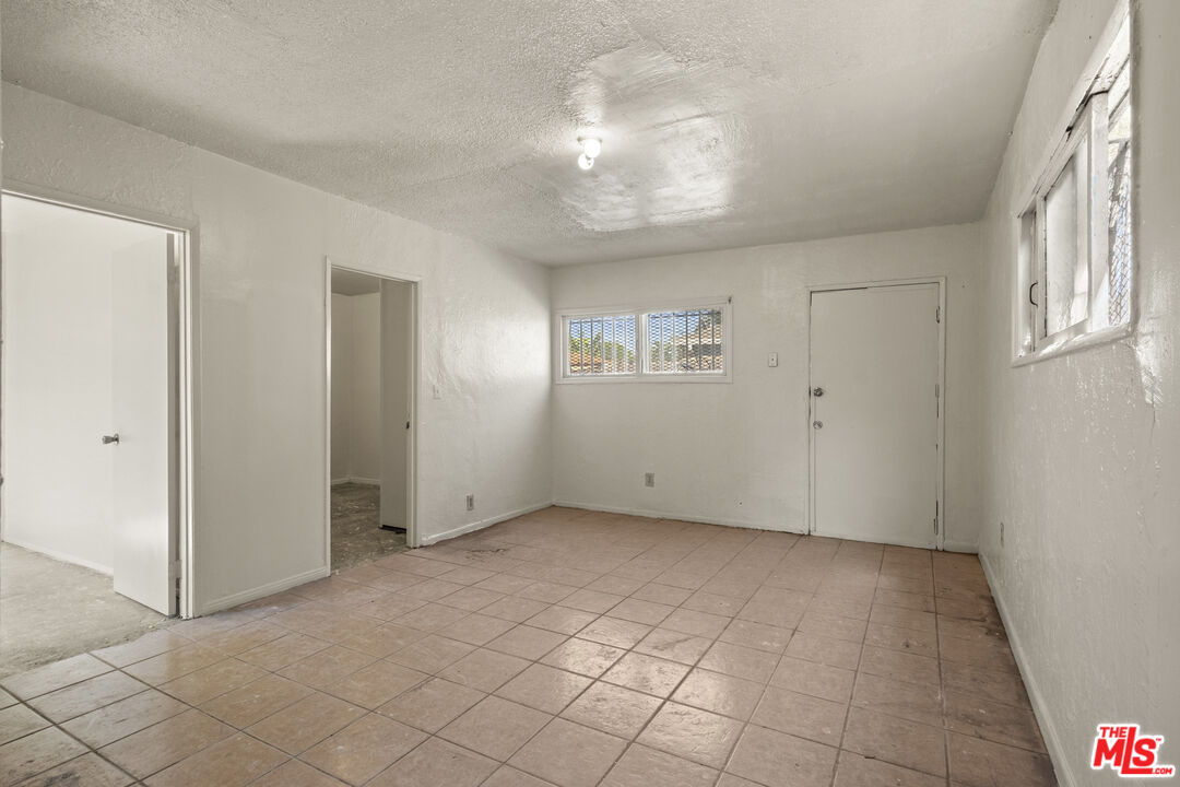 15914 South Bullis Road Compton, CA 90221 - Photo 21 of 23 Gallery Image 21