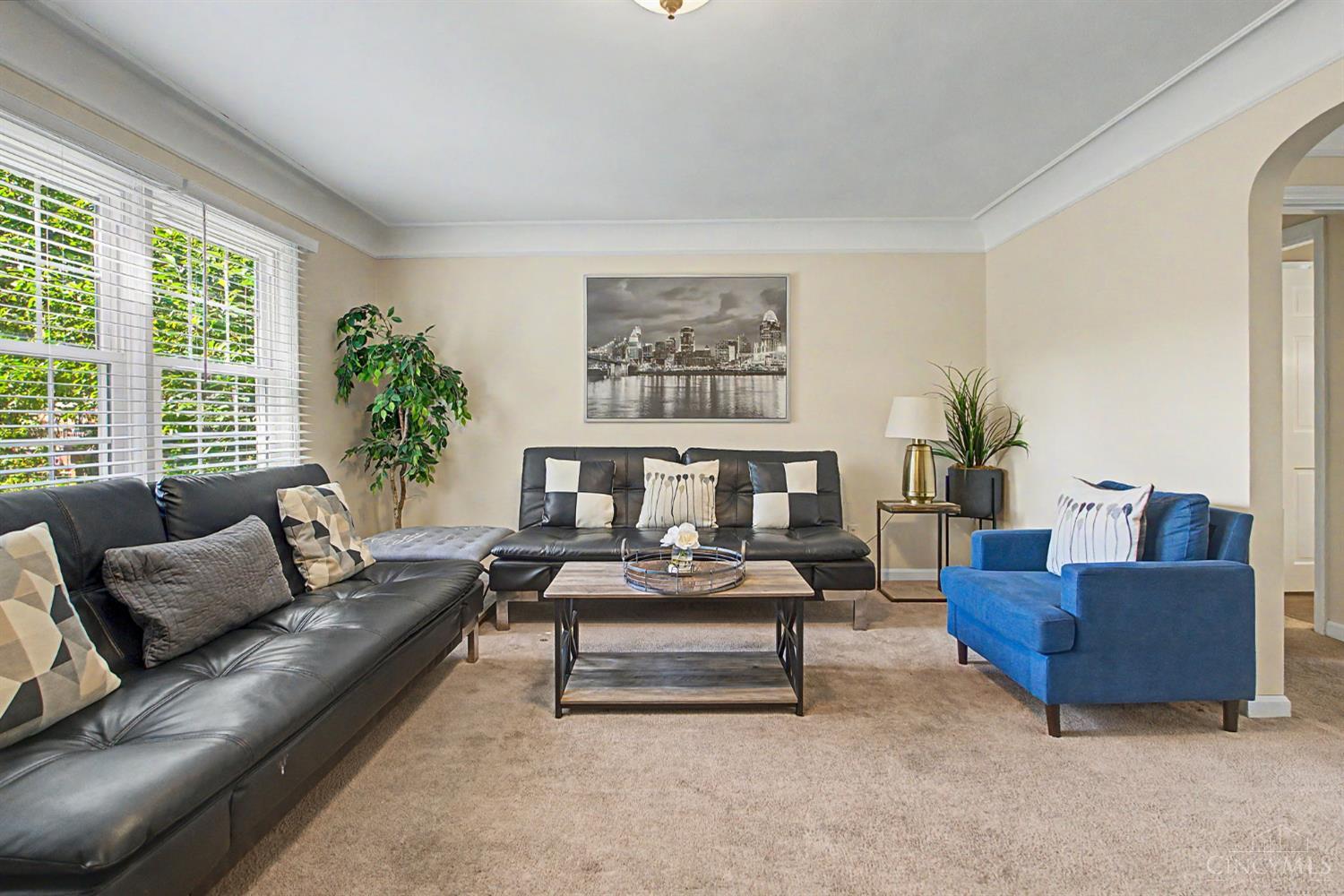 5694 Euclid Road Cincinnati, OH 45236 - Photo 13 of 38 Gallery Image 13