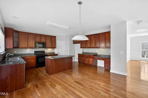 $625,000 | 225 Quarryrock Road, Holly Springs, NC 27540