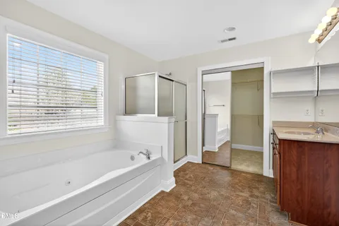 $625,000 | 225 Quarryrock Road, Holly Springs, NC 27540