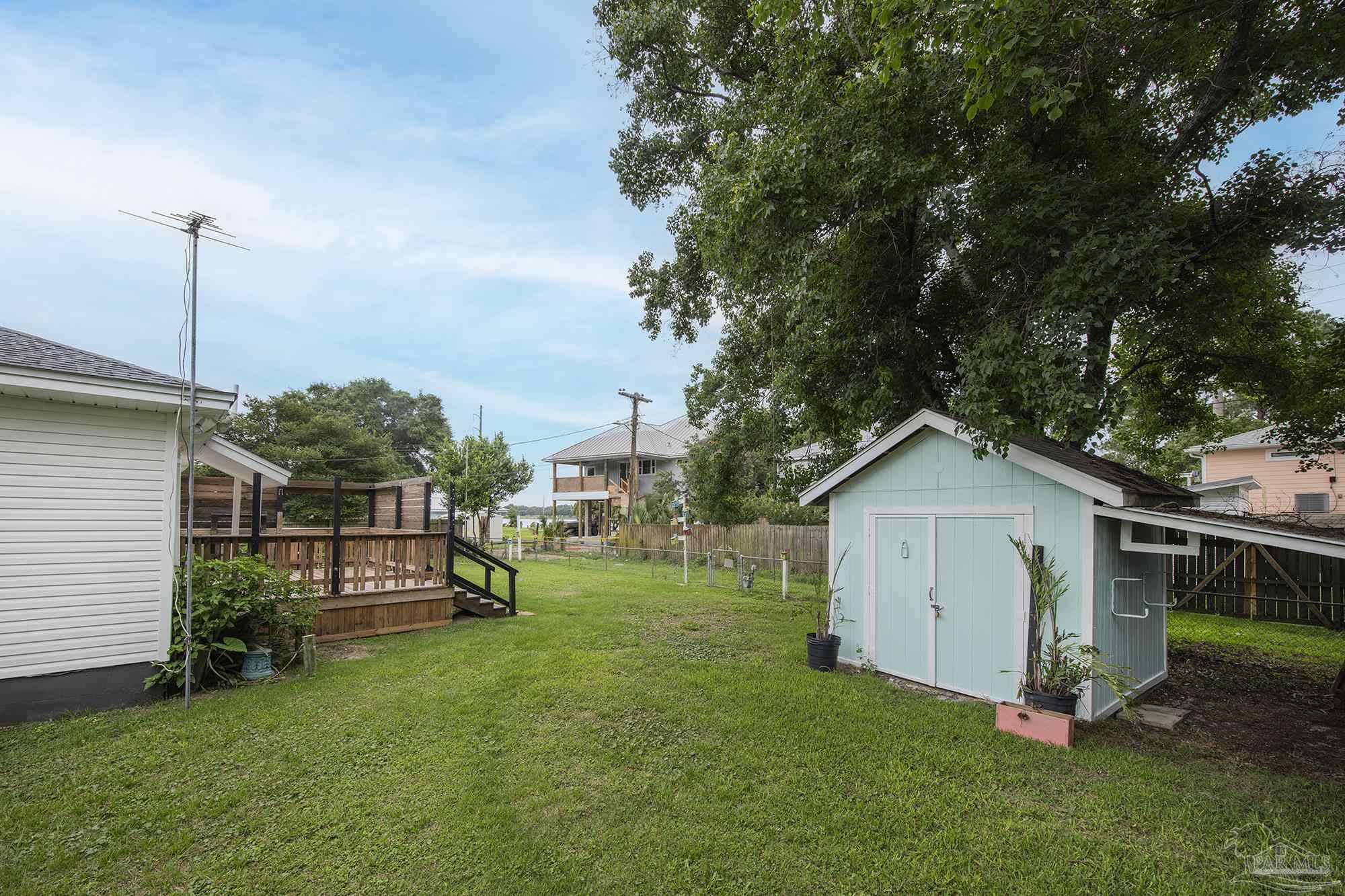 211 Berry Road Pensacola, FL 32507 - Photo 35 of 39