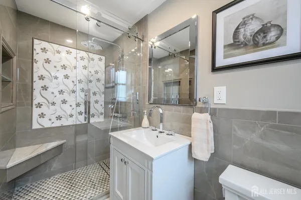 $799,000 | 174 Liberty Street, Clark, NJ 07066