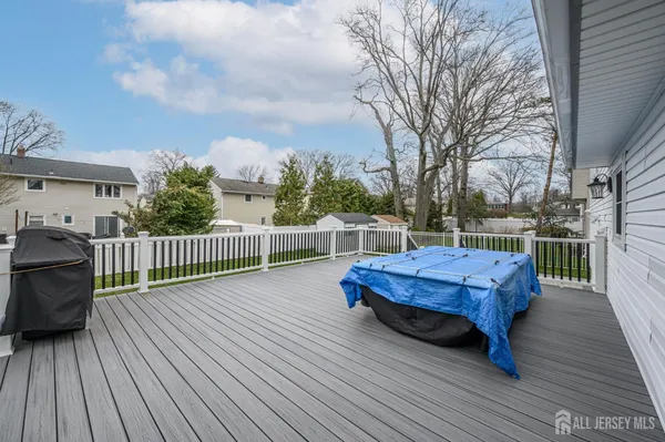 $799,000 | 174 Liberty Street, Clark, NJ 07066