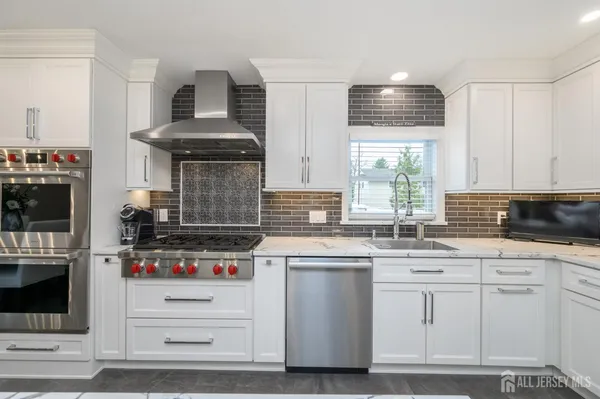 $799,000 | 174 Liberty Street, Clark, NJ 07066