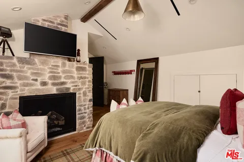 $3,995,000 | 2835 Westbrook Avenue, Los Angeles, CA 90046