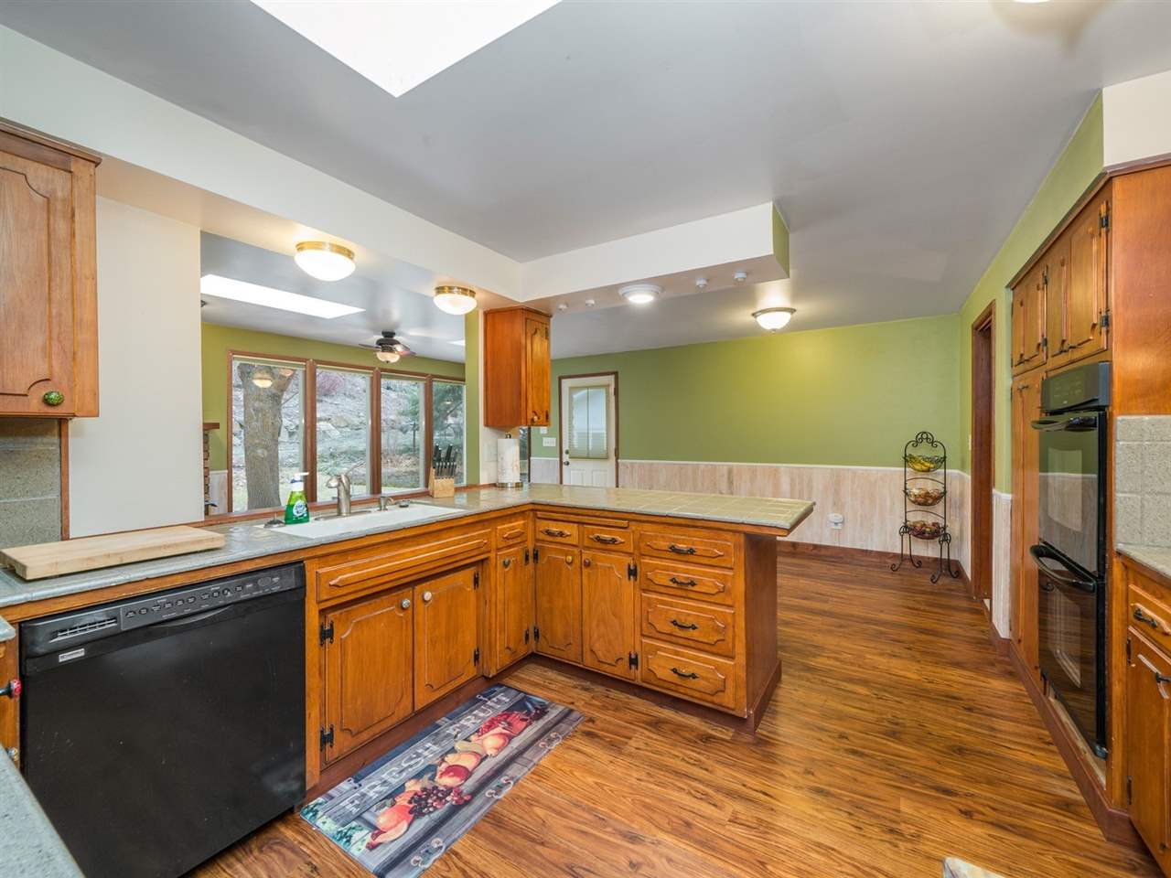 1509 West Toni Rae Drive Spokane, WA 99218 - Photo 8 of 20 Gallery Image 8