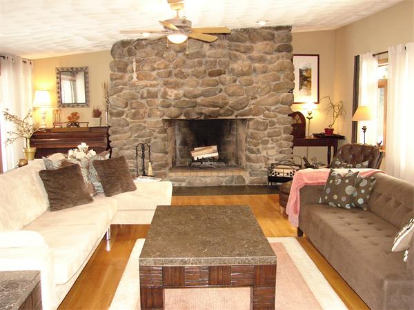 529 Boston Road Billerica, MA 01821 - Photo 4 of 26