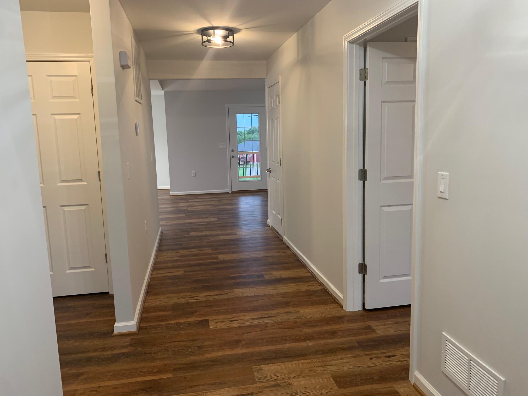205 Max front entry foyer