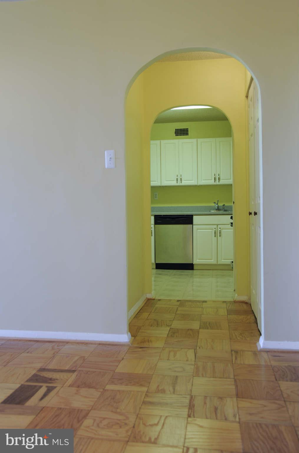5225 Pooks Hill Road, Unit 1322N Bethesda, MD 20814 - Photo 1 of 21 Interior (General)