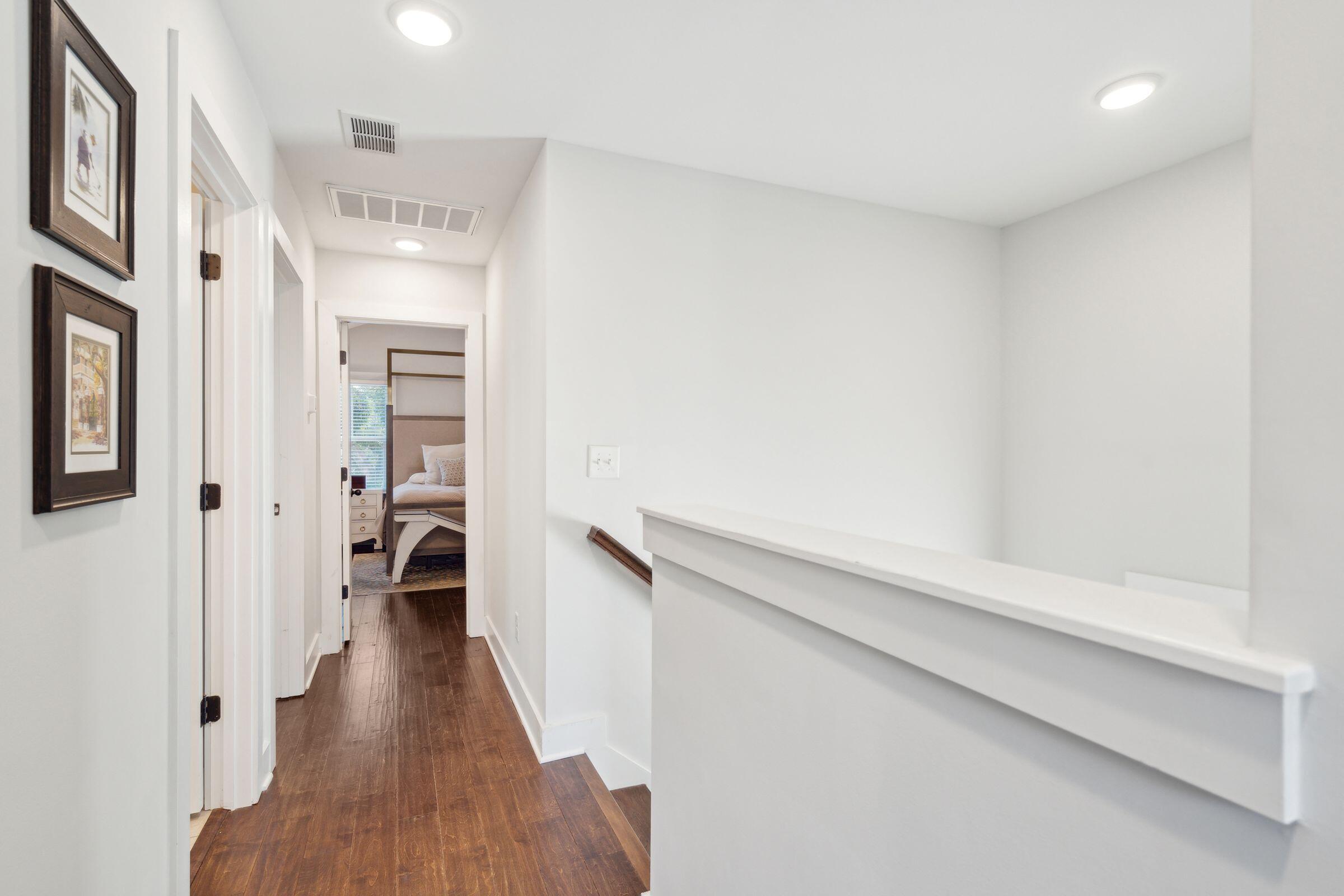 431 Magnolia Road Charleston, SC 29407 - Photo 27 of 61 2nd Floor Landing