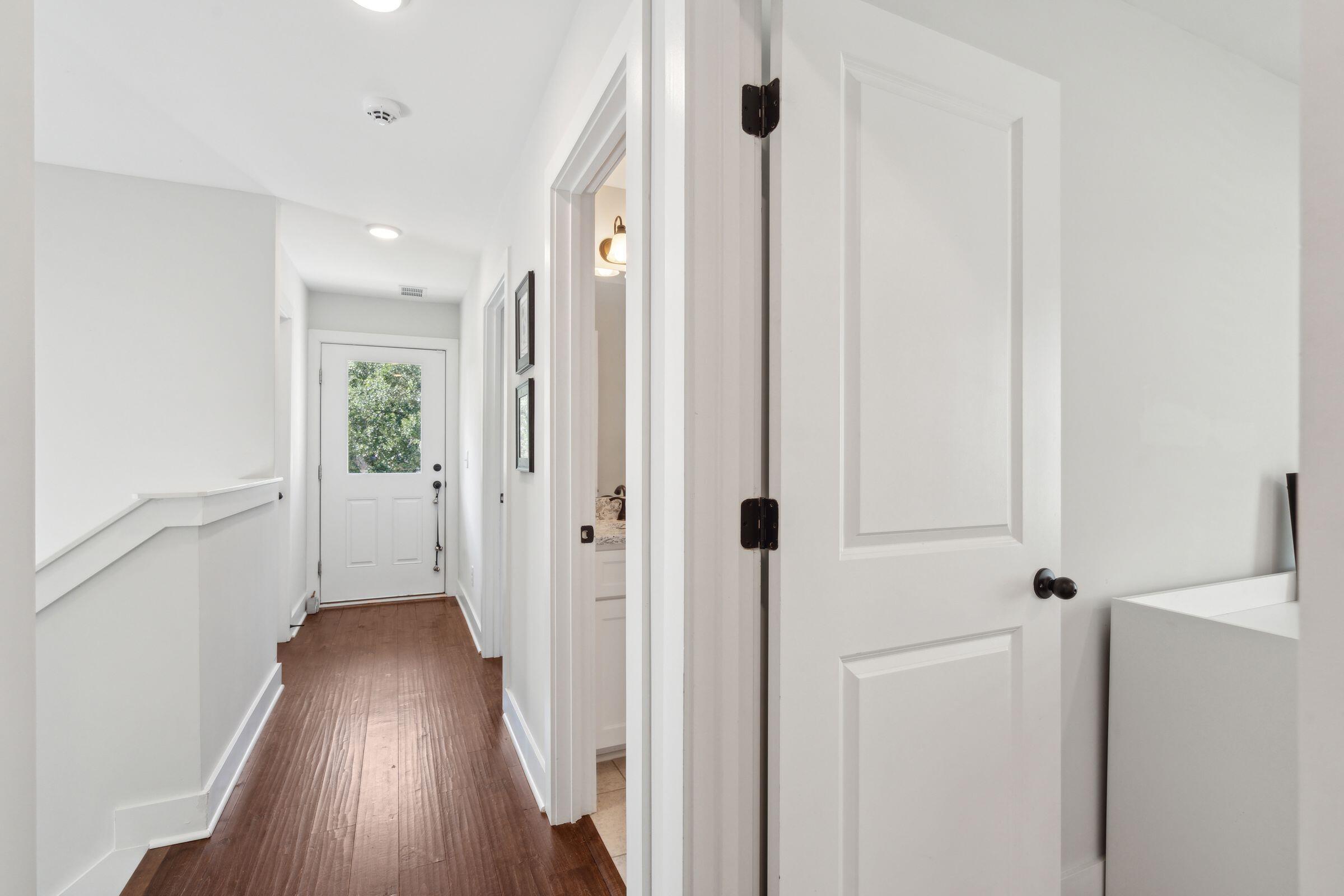431 Magnolia Road Charleston, SC 29407 - Photo 28 of 61 2nd Floor Landing