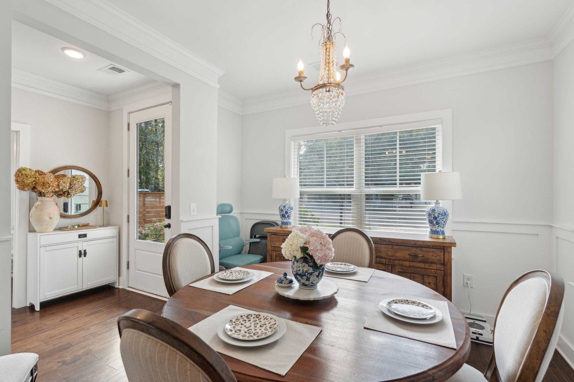 431 Magnolia Road Charleston, SC 29407 - Photo 5 of 61 Dining Room