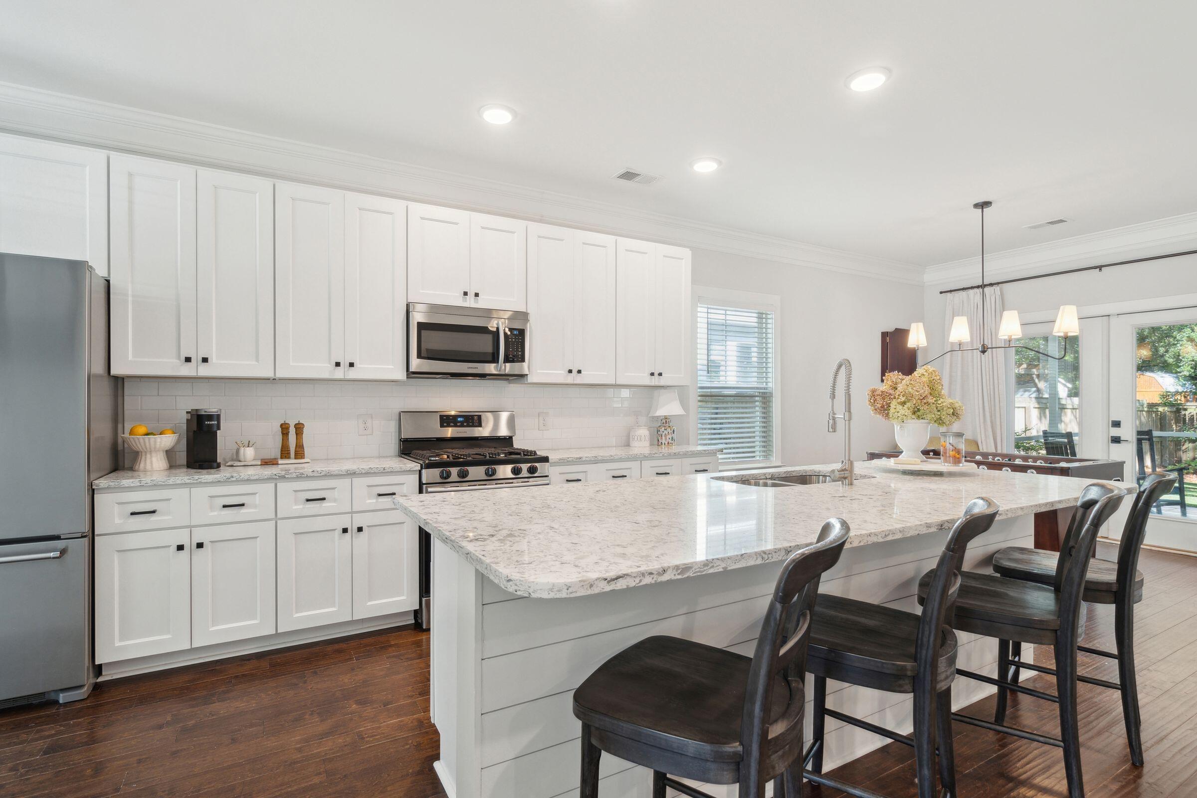 431 Magnolia Road Charleston, SC 29407 - Photo 10 of 61 Kitchen