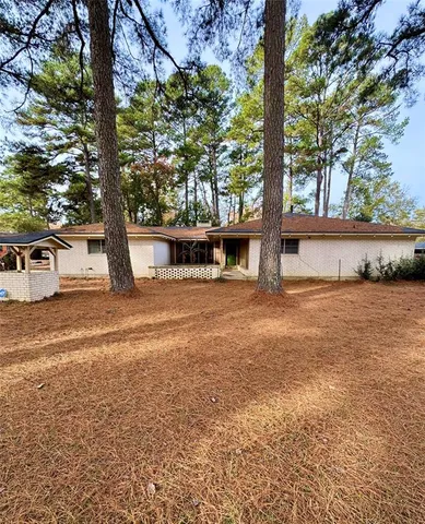 $2,300 | 3020 Pines Road, Shreveport, LA 71119