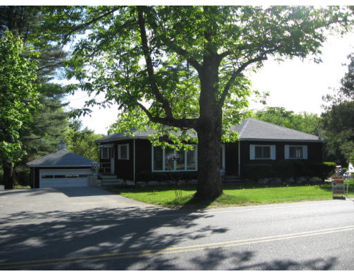 818 Nashua Road Dracut, MA 01826 - Photo 1 of 25 Gallery Image 1