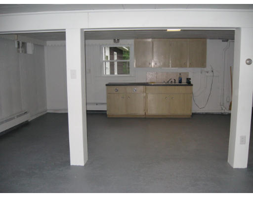 818 Nashua Road Dracut, MA 01826 - Photo 20 of 25 Gallery Image 20