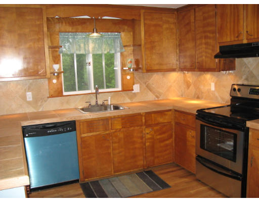 818 Nashua Road Dracut, MA 01826 - Photo 4 of 25 Gallery Image 4