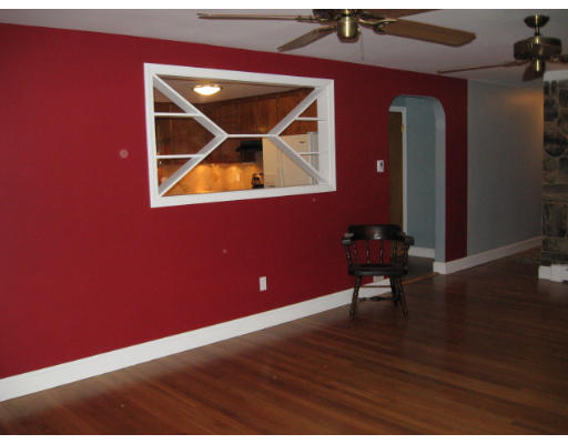 818 Nashua Road Dracut, MA 01826 - Photo 10 of 25 Gallery Image 10