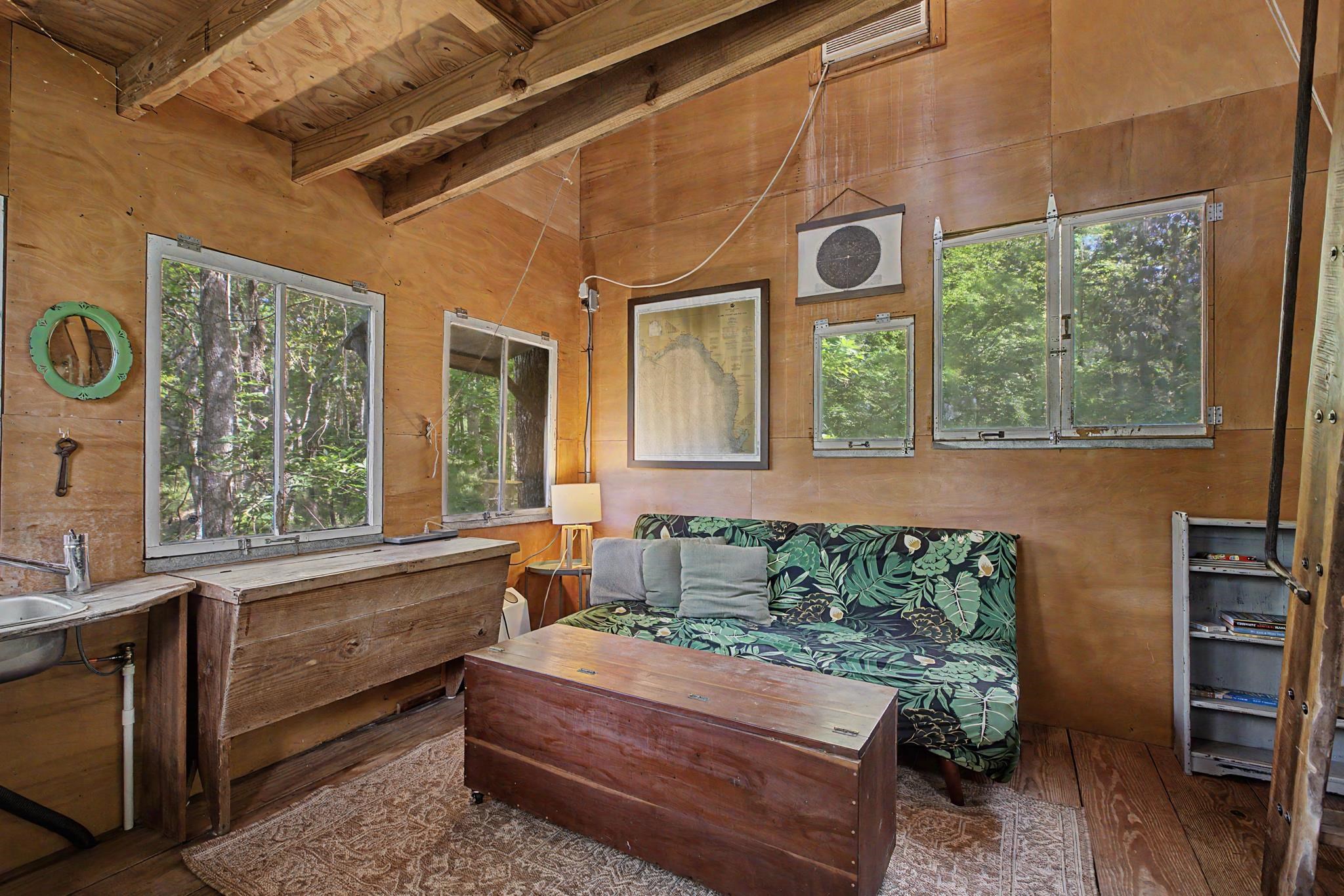 253 Persimmon Road Sopchoppy, FL 32358 - Photo 8 of 56