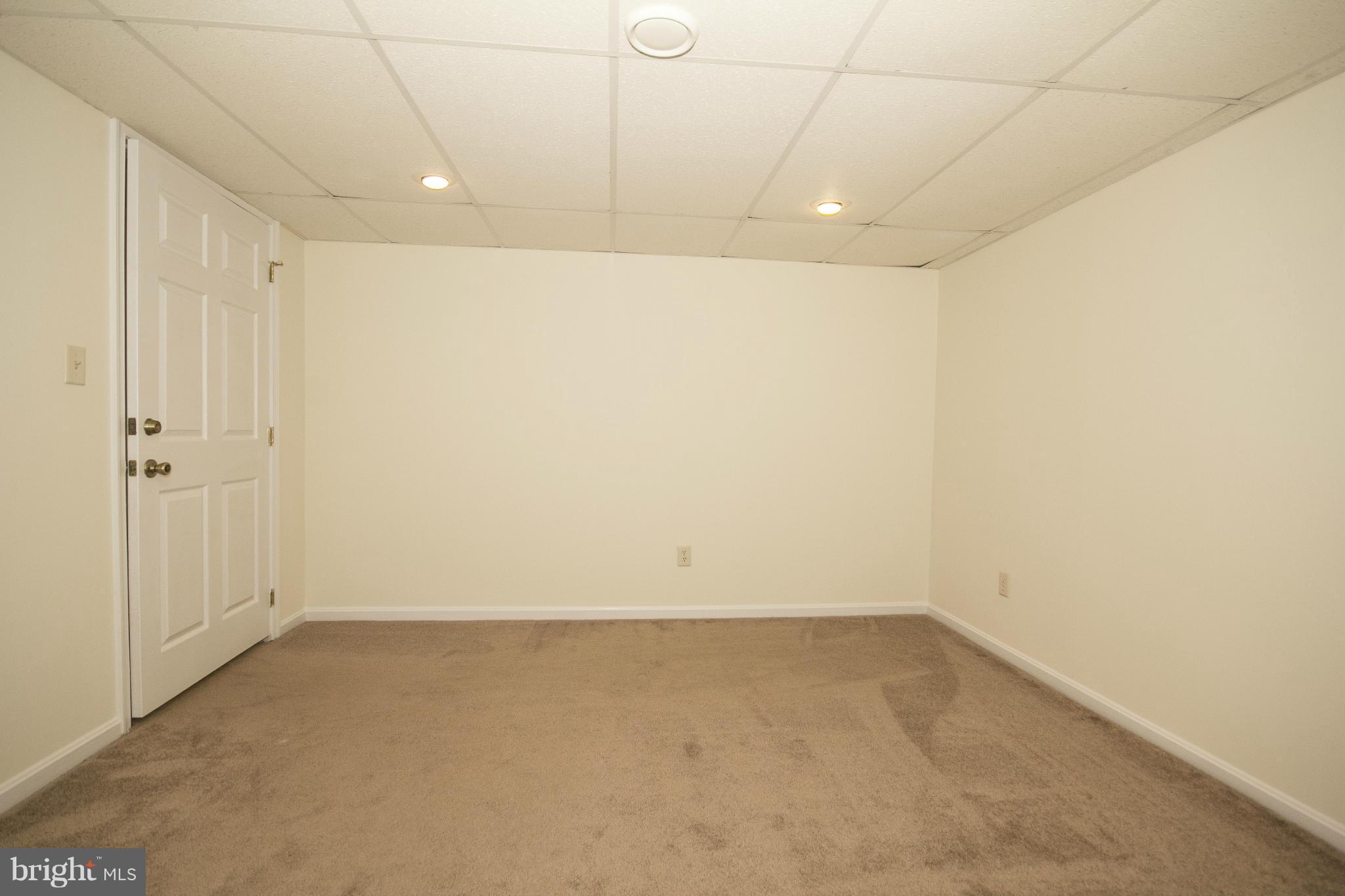 4309 Mispillion Road Baltimore, MD 21236 - Photo 26 of 29 an empty room with a empty space