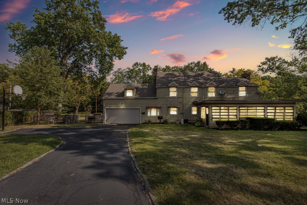 455 Redondo Road Youngstown, OH 44504 - Photo 2 of 50