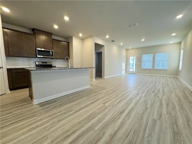 $2,500 | 823 Misty Holw Trail, Lawrenceville, GA 30045