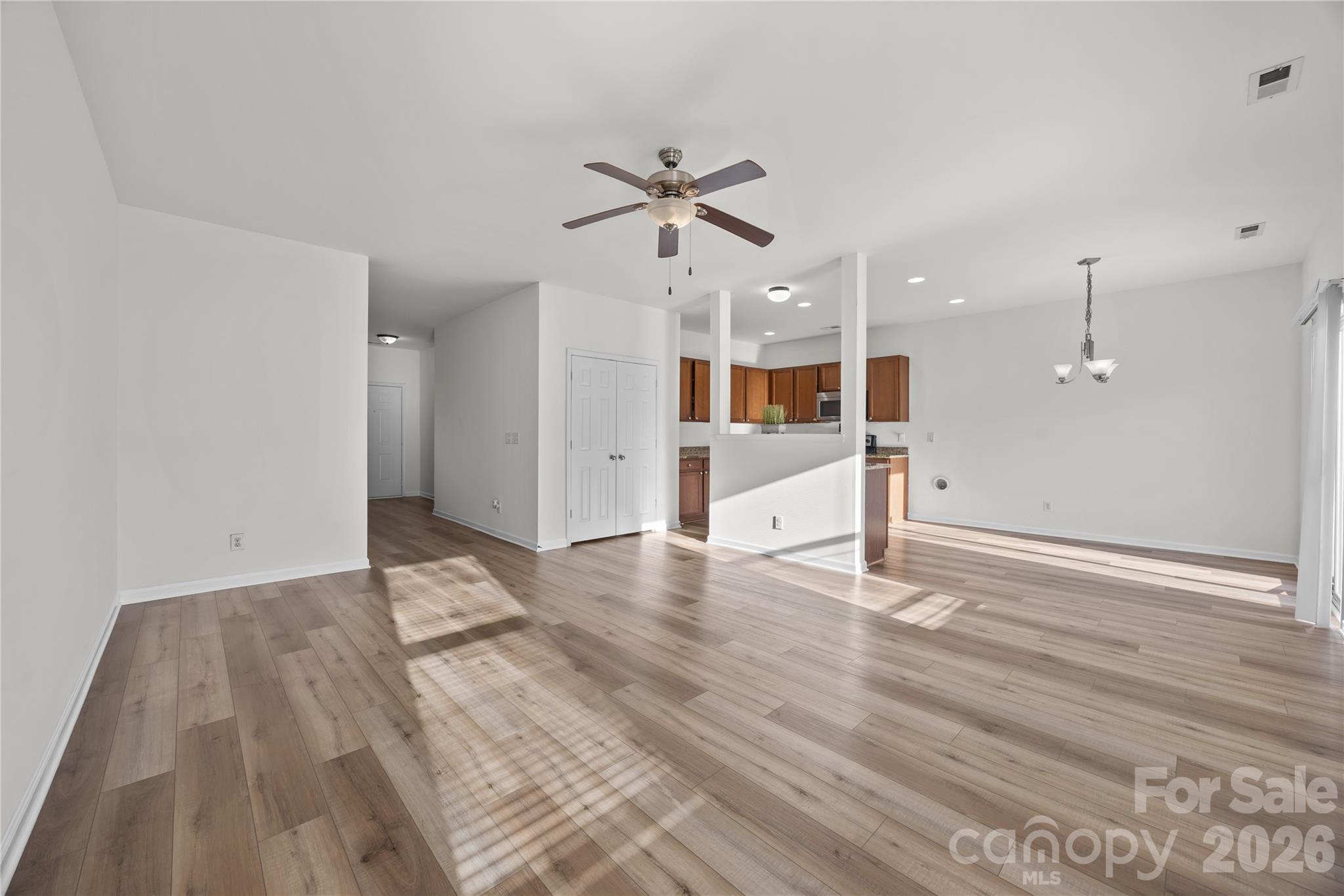 9720 Paper Tree Road Charlotte, NC 28227 - Photo 5 of 31