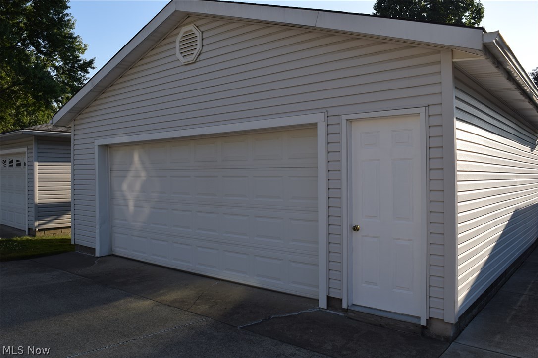 1642 Breiding Road Akron, OH 44310 - Photo 6 of 22