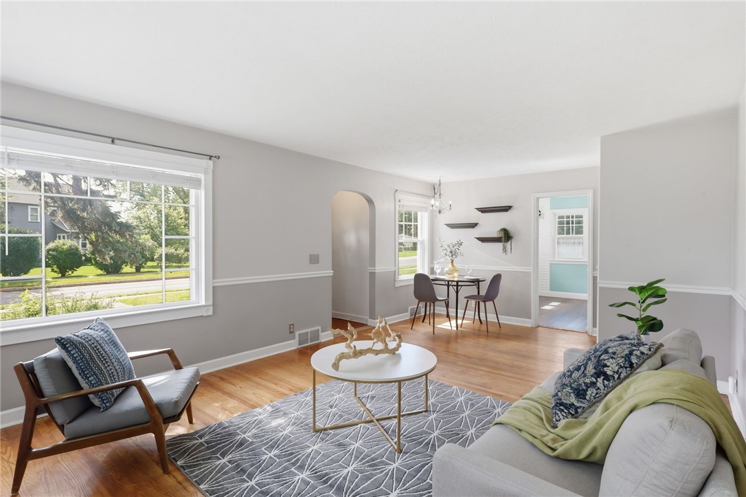 499 Shelford Road Irondequoit, NY 14609 - Photo 14 of 42