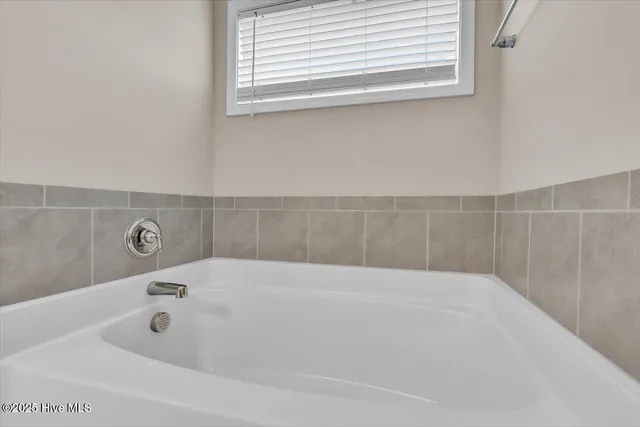 $326,500 | 201 Fox Cove Crossing, Jacksonville, NC 28546