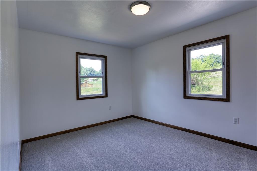 123 Noonen Street Rochester, PA 15074 - Photo 19 of 34 an empty room with a window