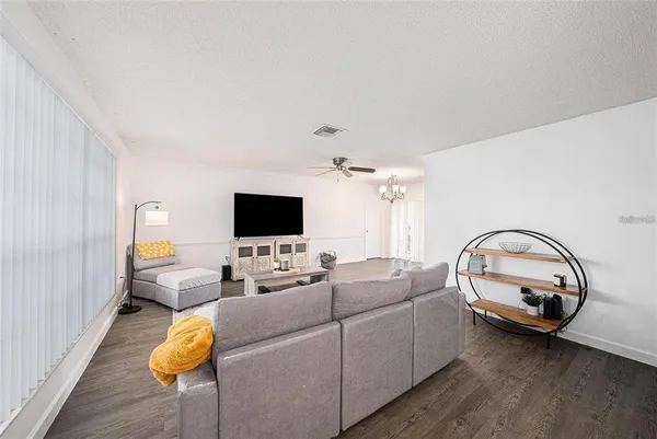 $1,890 | 13013 Sawmill Way, Hudson, FL 34667