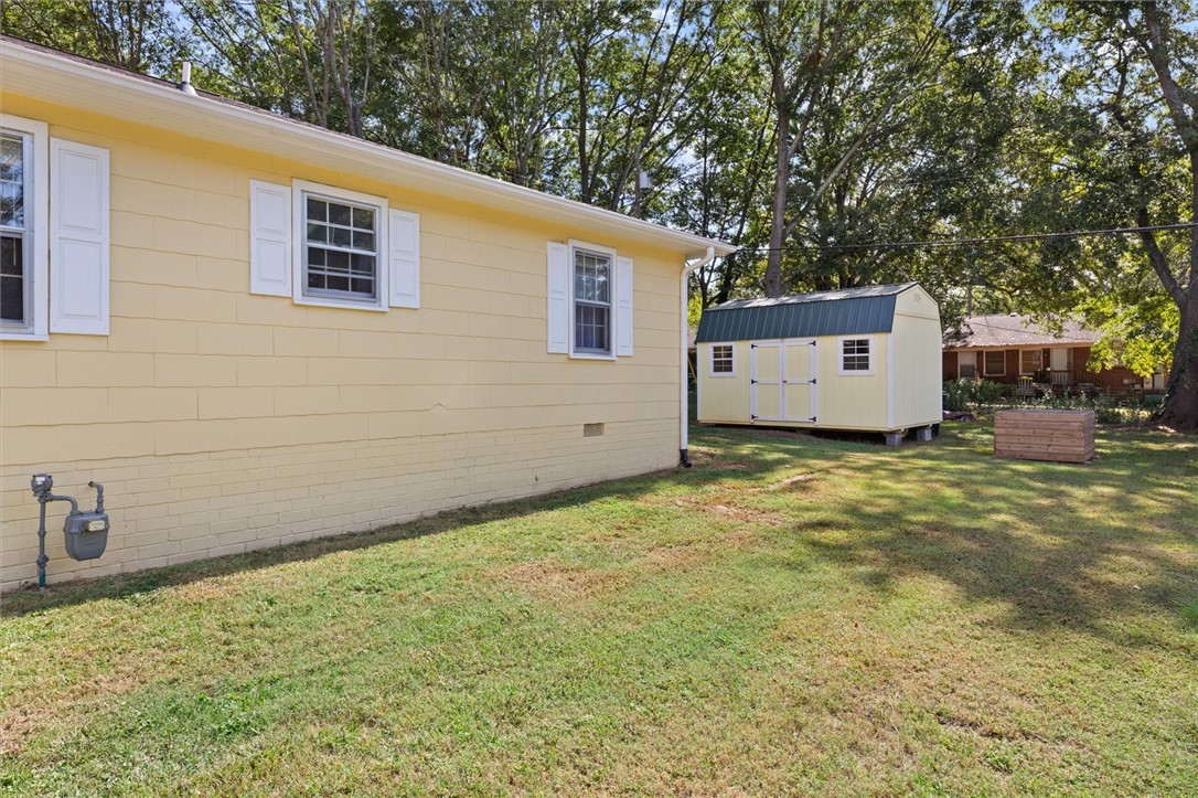 309 Whitehall Road Anderson, SC 29625 - Photo 26 of 29 Right Side view